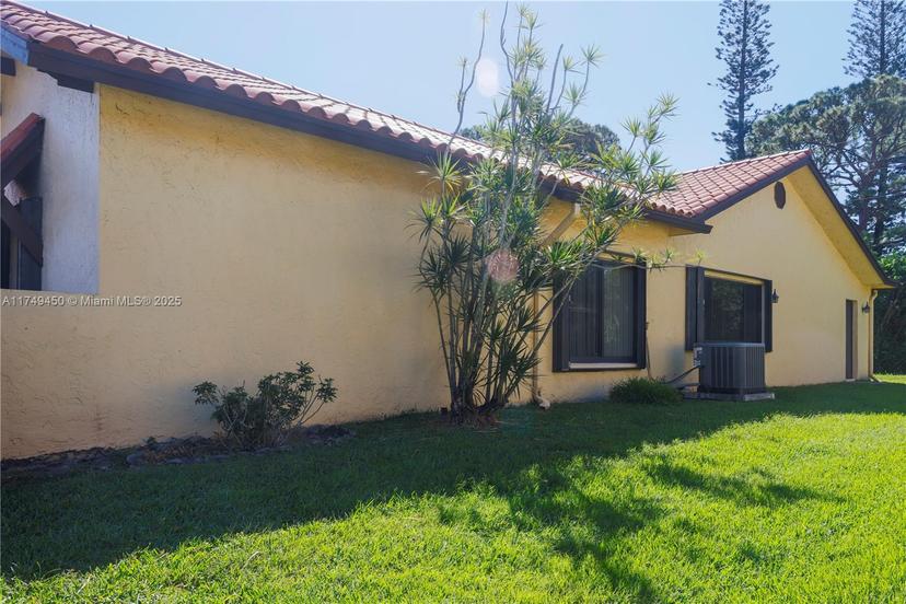 Picture of 5264 Bolero Cir, Delray Beach FL 33484