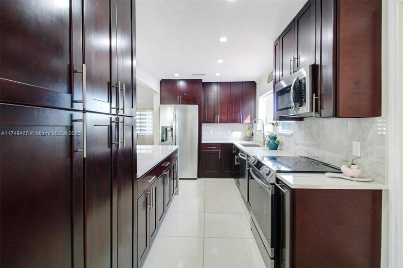 Picture of 7510 SW 100Th Ct, Miami FL 33173