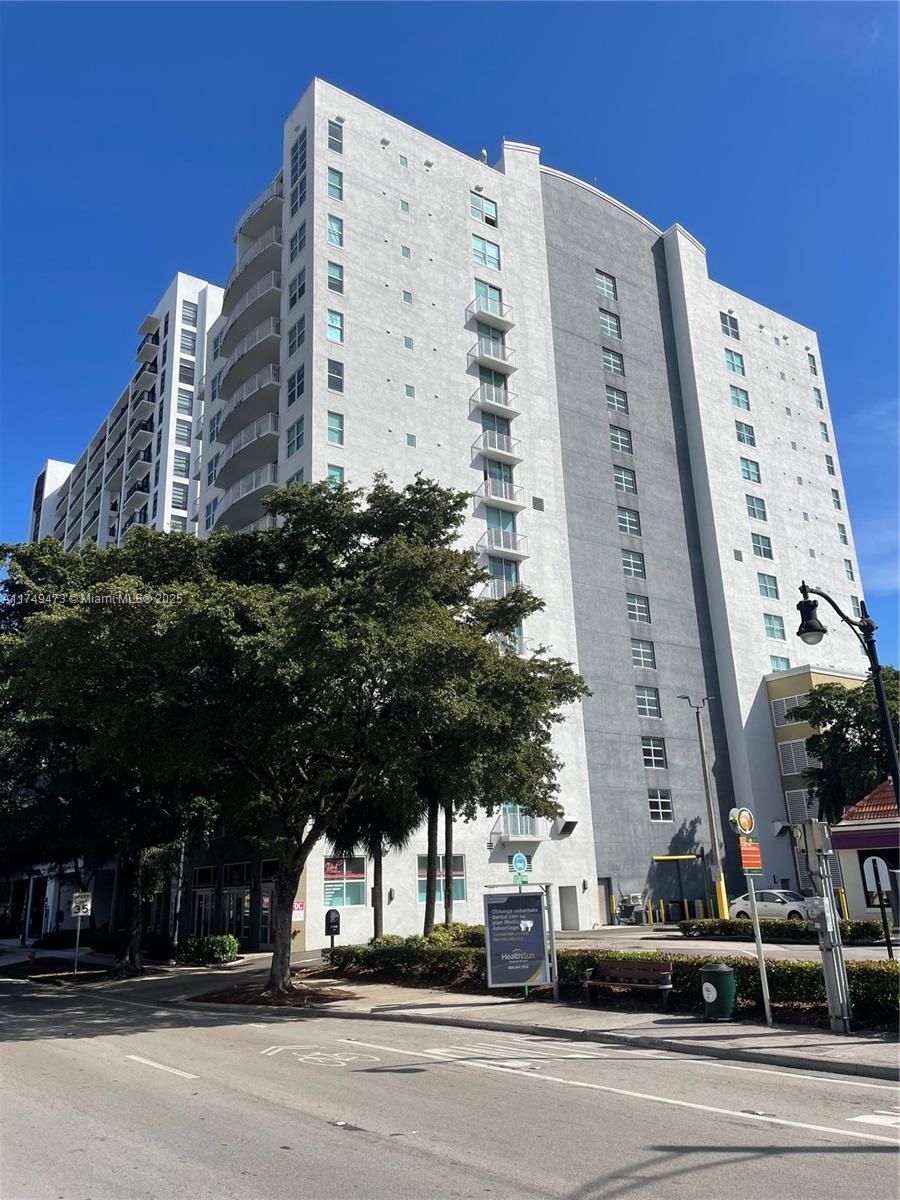 Picture of 3180 SW 22Nd St # 1204, Miami, FL 33145