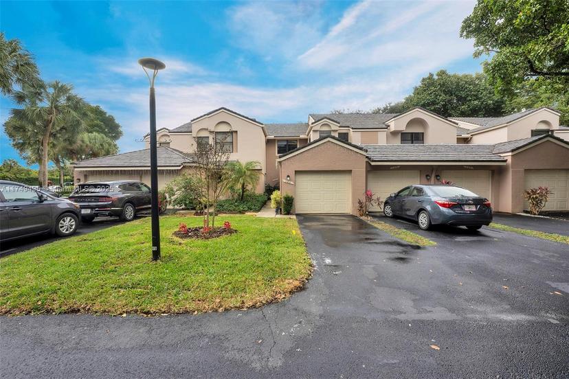 Picture of 123 NW 98Th Ter, Plantation FL 33324