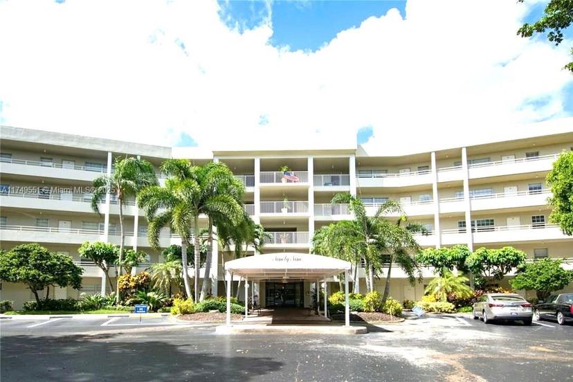 Picture of 821 Cypress Blvd # 111, Pompano Beach FL 33069
