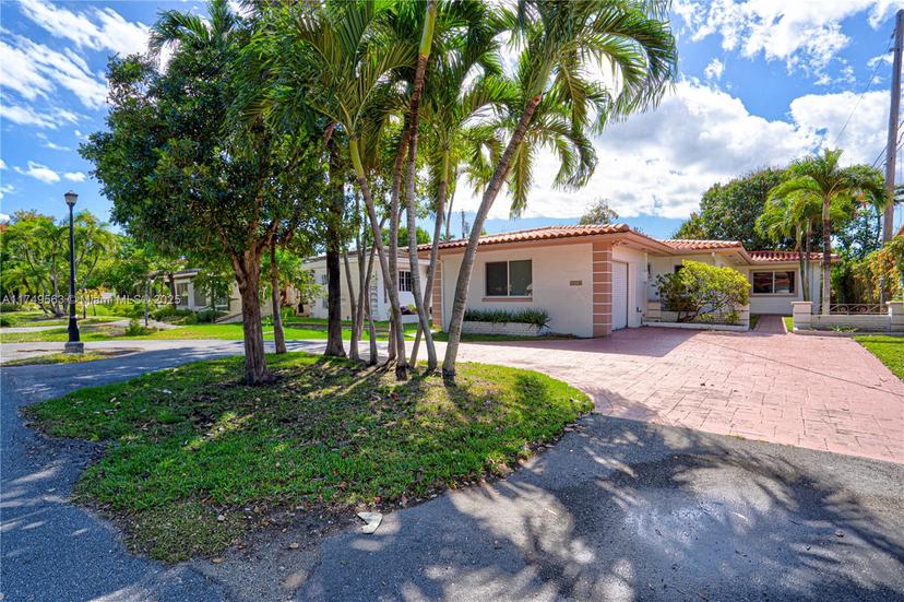 Picture of 1526 Bird Rd, Coral Gables FL 33146
