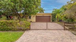 Picture of 17625 SW 91St Ave, Palmetto Bay, FL 33157