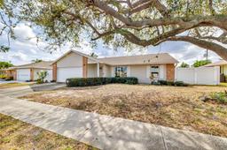 Picture of 981 Wynndale Way, Lantana, FL 33462