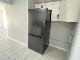 Picture of 4758 W Flagler St # 7, Miami, FL 33134