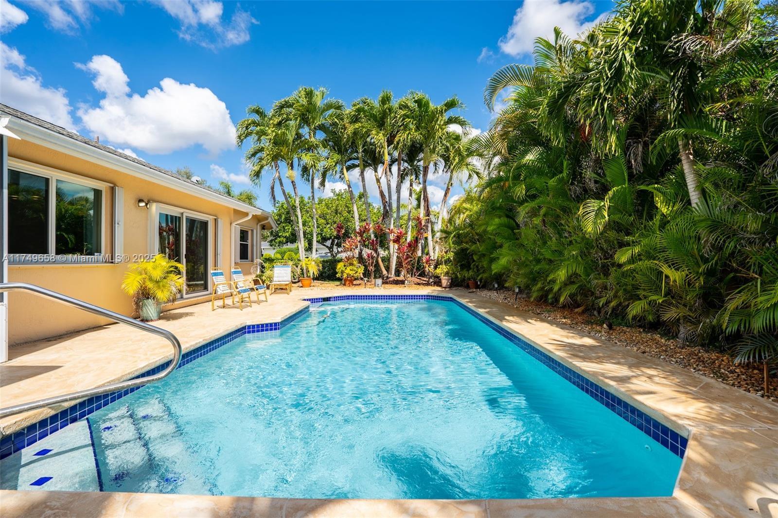Picture of 311 NW 197Th Ave, Pembroke Pines, FL 33029
