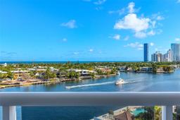 Picture of 20515 E Country Club Dr # 947, Aventura, FL 33180