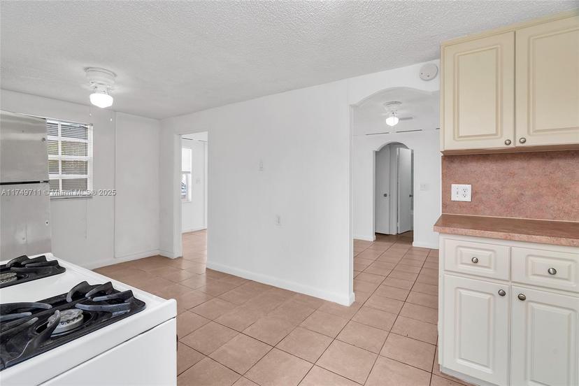 Picture of 5870 SW 17Th St, Miami FL 33155