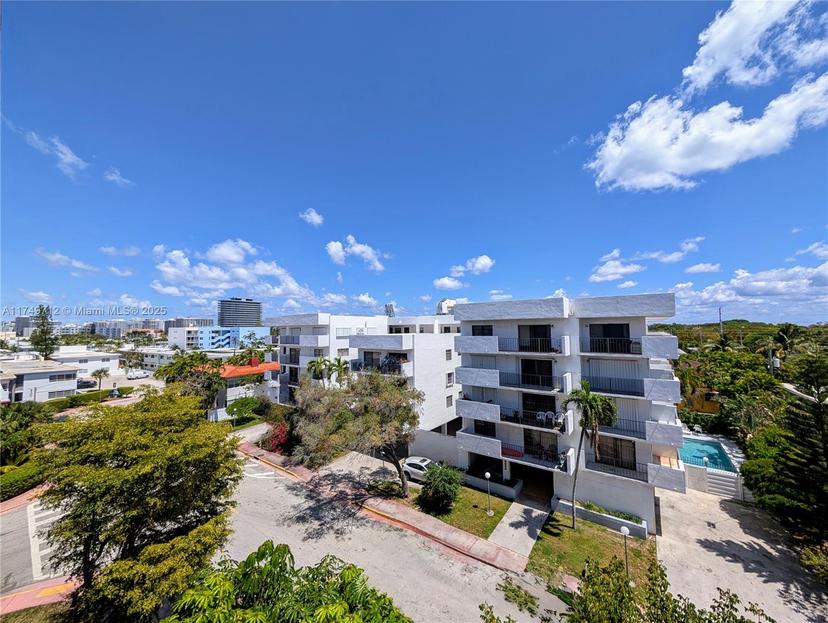 Picture of 8201 Byron Ave # 505, Miami Beach FL 33141