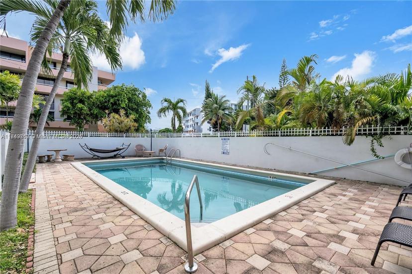 Picture of 8201 Byron Ave # 505, Miami Beach FL 33141