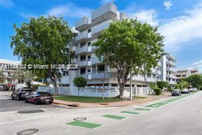 Picture of 8201 Byron Ave # 505, Miami Beach FL 33141