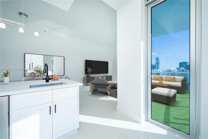 Picture of 185 SW 7Th St # 4412, Miami FL 33130