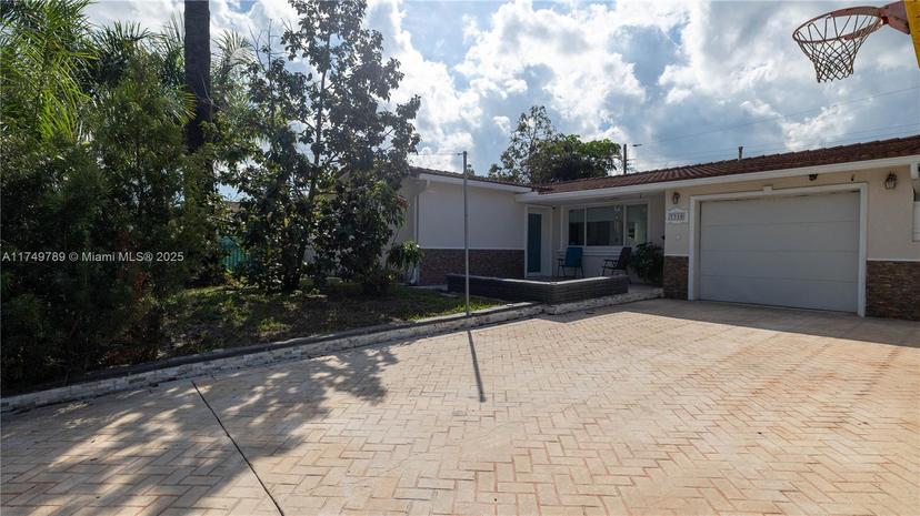 Picture of 7310 Grant Ct, Hollywood FL 33024