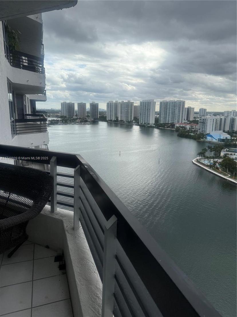 Picture of 3530 Mystic Pointe Dr # 2303, Aventura FL 33180