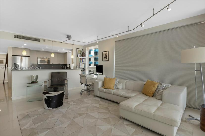 Picture of 200 Ocean Dr # 5D, Miami Beach FL 33139