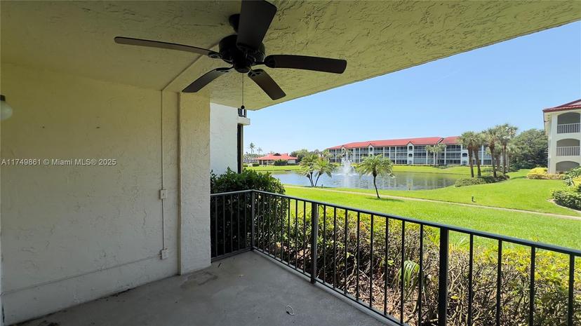 Picture of 7030 Half Moon Cir # 121, Hypoluxo FL 33462