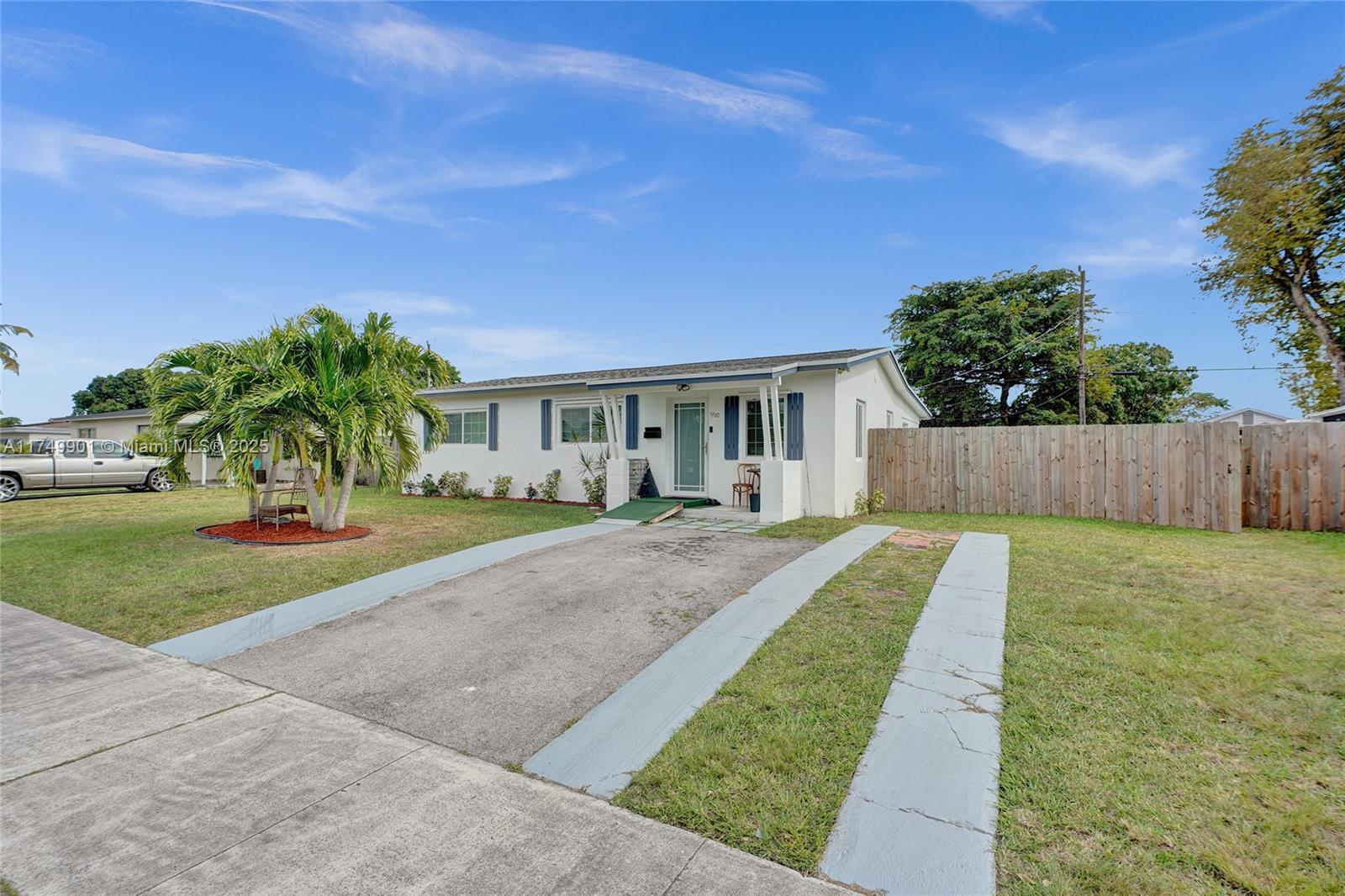 Picture of 9910 Haitian Dr, Cutler Bay, FL 33189