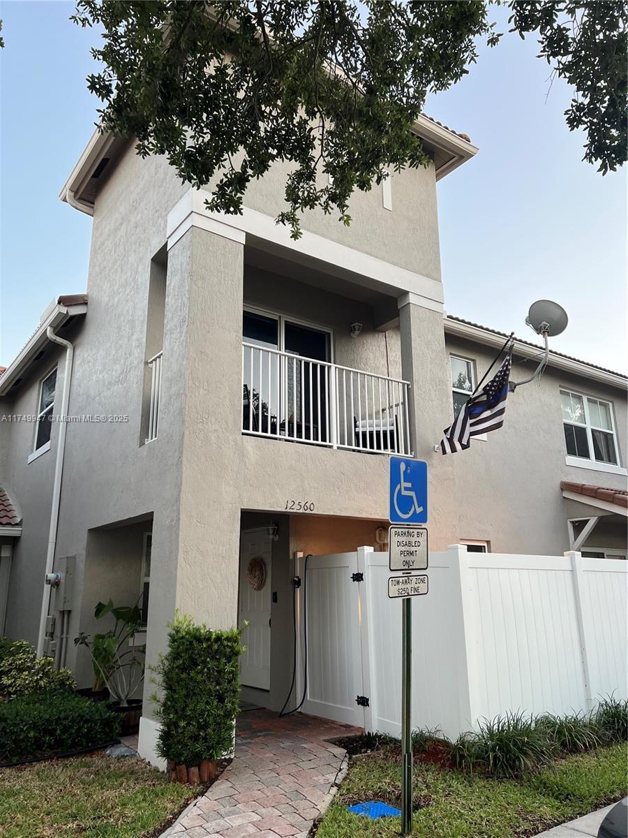 Picture of 12560 SW 53Rd Ct # 12560, Miramar, FL 33027