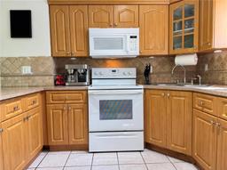 Picture of 6520 SW 16Th St, West Miami, FL 33155