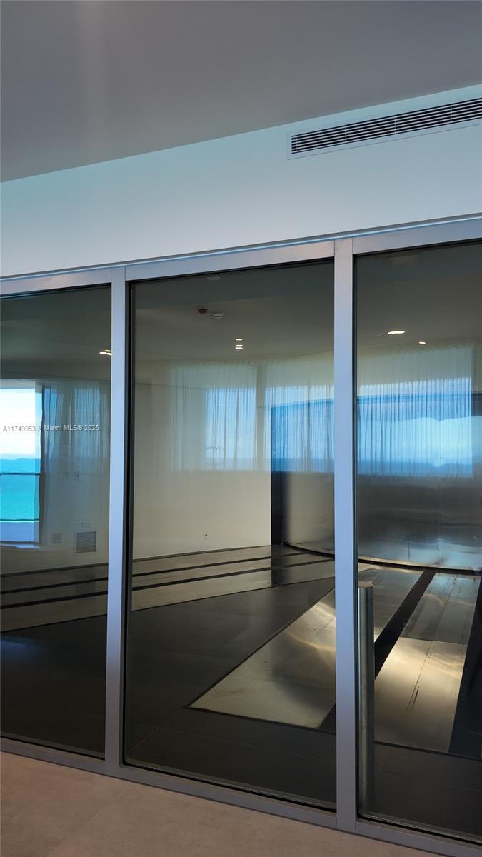 Picture of 18555 Collins Ave # 905, Sunny Isles Beach FL 33160