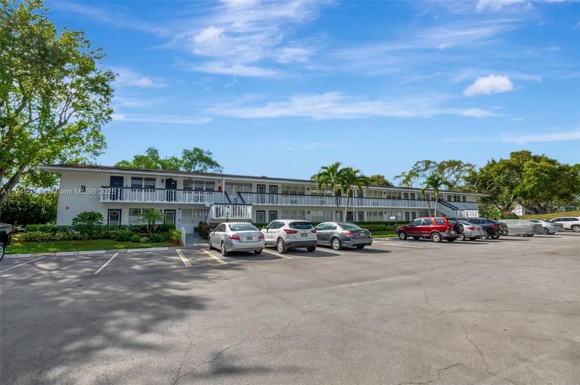 Picture of 32 Keswick B # 32, Deerfield Beach FL 33442