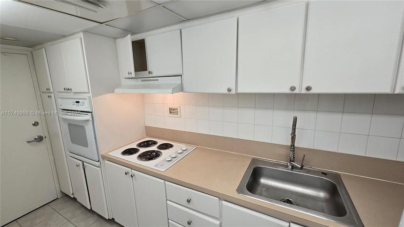 Picture of 1000 West Ave # 1101, Miami Beach FL 33139