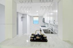 Picture of 8897 Fontainebleau Blvd # 403, Miami, FL 33172