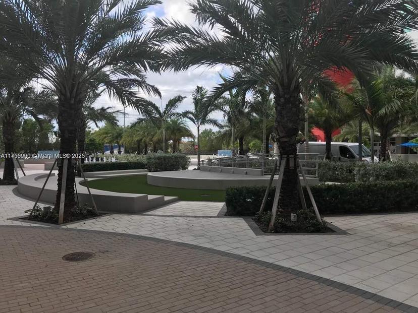 Picture of 7751 NW 107Th Ave # 707, Doral FL 33178
