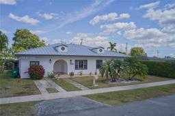 Picture of 10745 Westwood Lake Dr, Miami, FL 33165