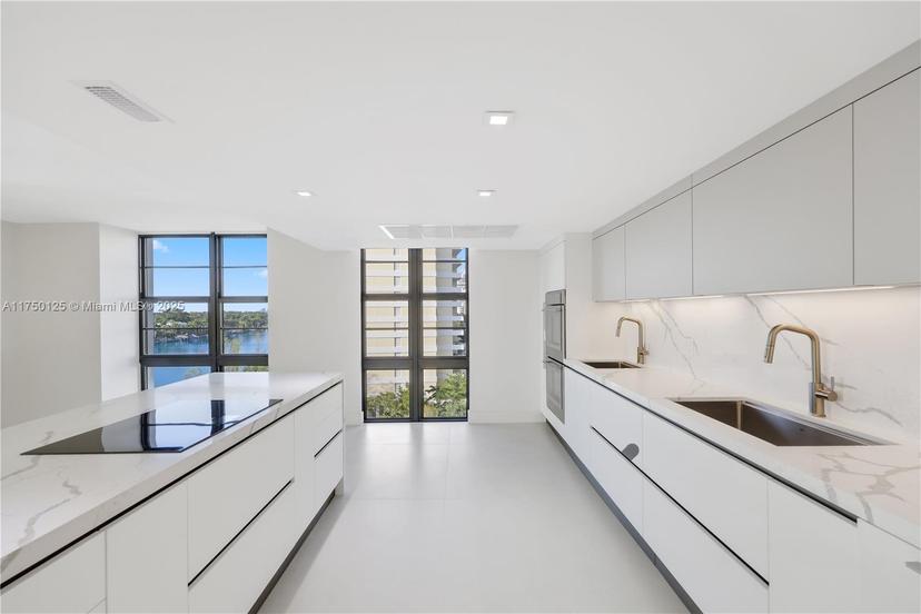 Picture of 5500 Collins Ave # 802, Miami Beach FL 33140