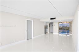 Picture of 20379 W Country Club Dr, Aventura, FL 33180
