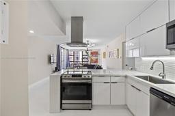 Picture of 20379 W W Country Club Dr # 2539, Aventura, FL 33180