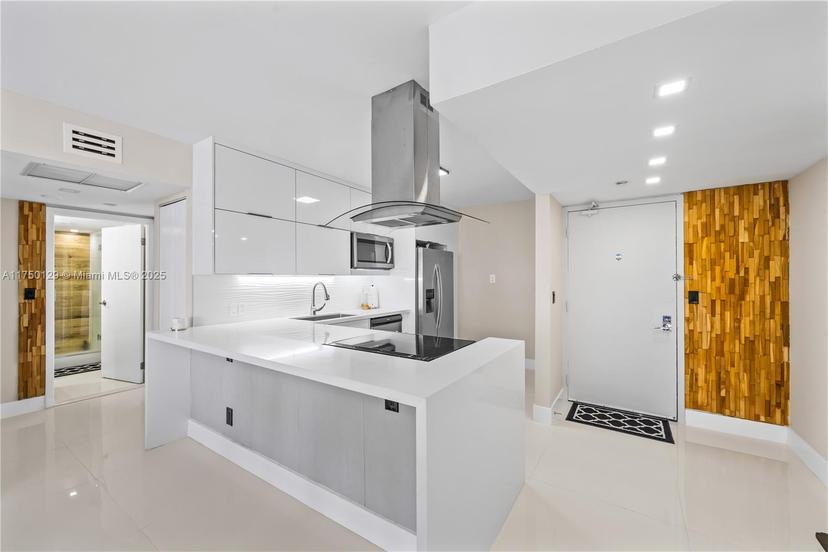 Picture of 20379 W W Country Club Dr # 2539, Aventura FL 33180