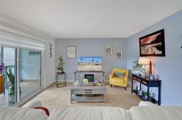 Picture of 5300 Washington St # I203, Hollywood, FL 33021