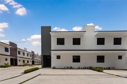 Picture of 556 NW 7 Street # 4, Florida City, FL 33034