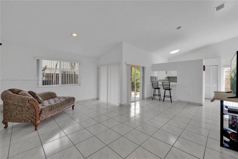Picture of 9951 SW 218Th Ter, Cutler Bay FL 33190