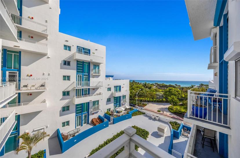 Picture of 7600 Collins Ave # 703, Miami Beach FL 33141