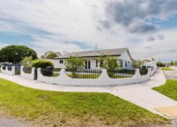 Picture of 4202 SW 98Th Ave, Miami, FL 33165