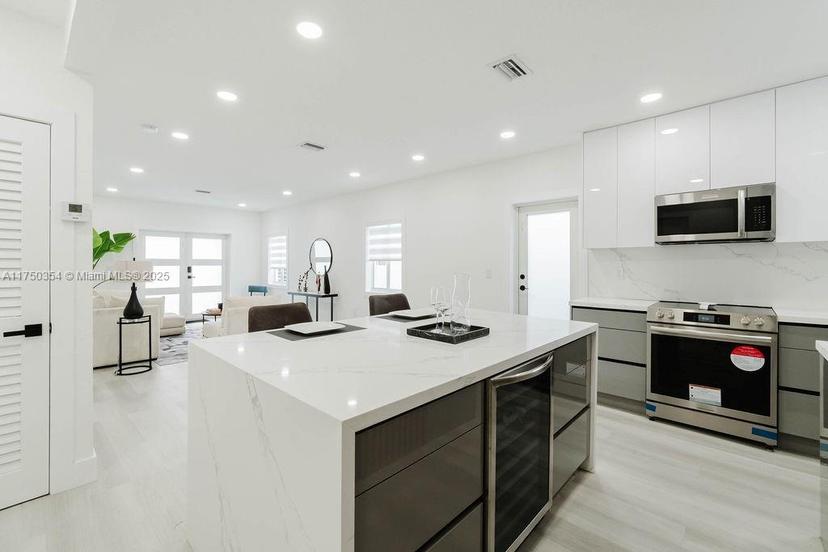 Picture of 2101 SW 16Th Ter, Miami FL 33145