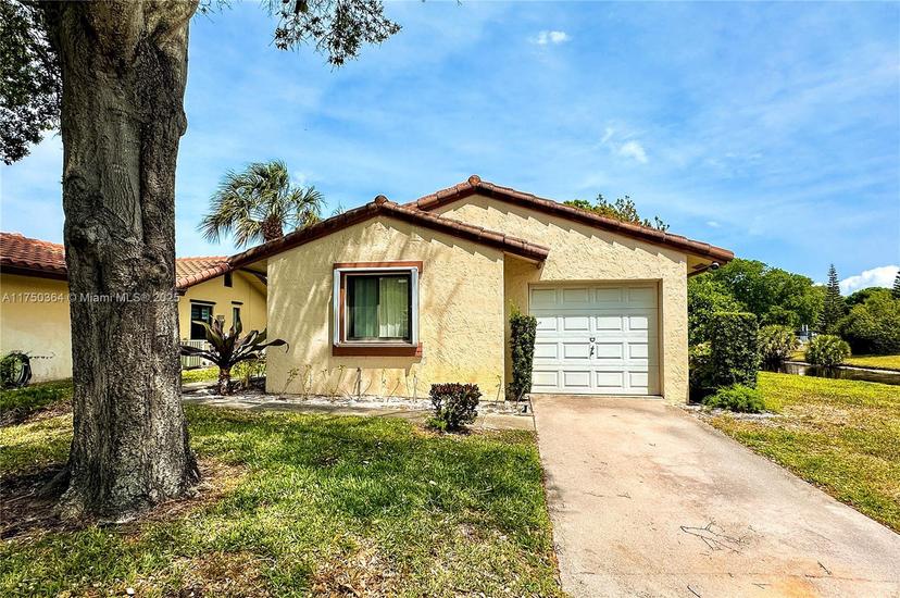 Picture of 2815 Blue Spruce Ct, Lake Worth FL 33462