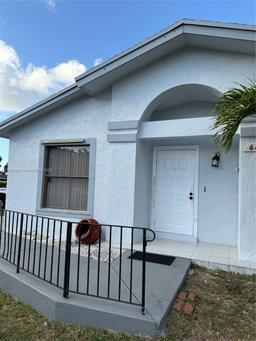 Picture of 6471 SW 152Nd Cir Pl # 71, Miami, FL 33193