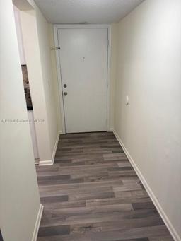 Picture of 3100 Riverside Dr # 305, Coral Springs, FL 33065