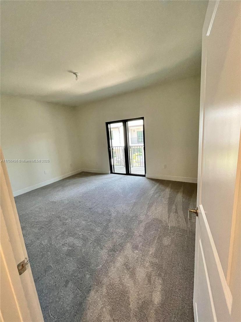 Picture of 4625 NW 83Rd Path # 4625, Doral FL 33166