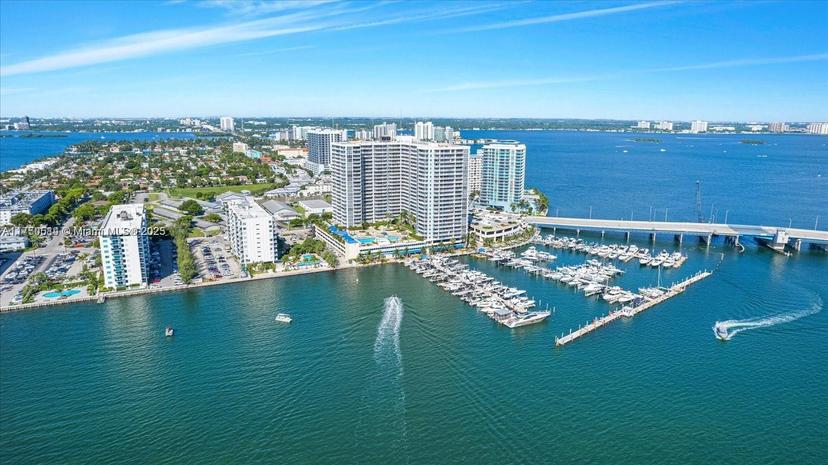 Picture of 7601 E Treasure Dr # 1006, North Bay Village FL 33141