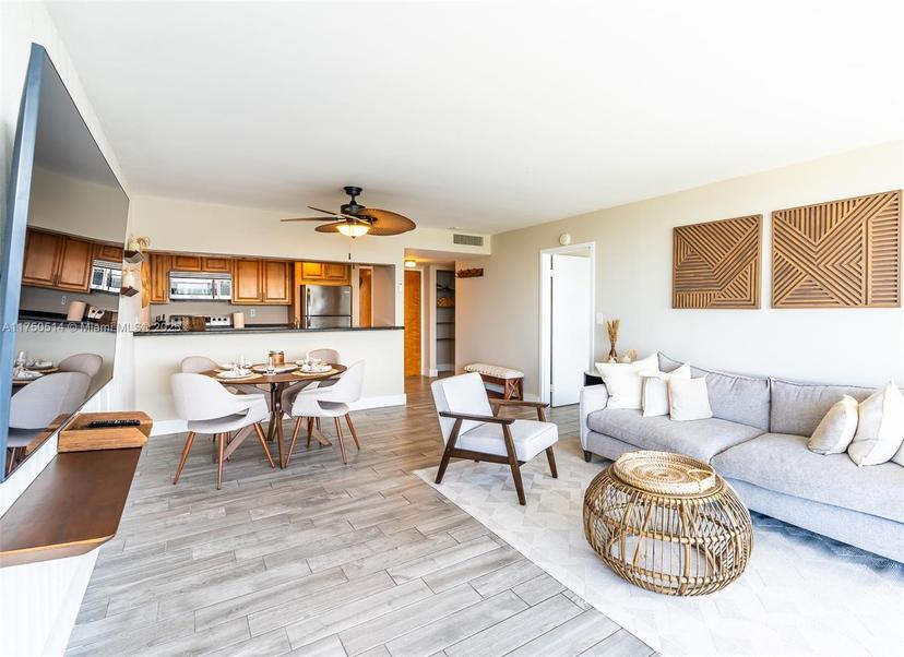 Picture of 7601 E Treasure Dr # 1006, North Bay Village FL 33141