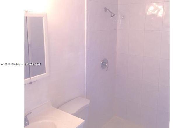 Picture of 842 Meridan # 3F, Miami Beach FL 33139