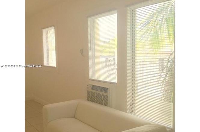 Picture of 842 Meridan # 3F, Miami Beach FL 33139