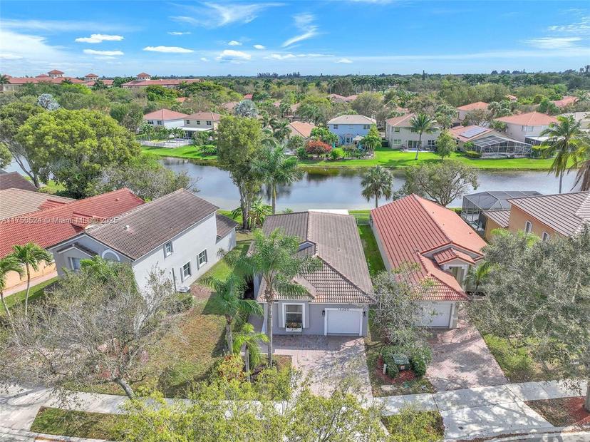 Picture of 16420 Sapphire St, Weston FL 33331