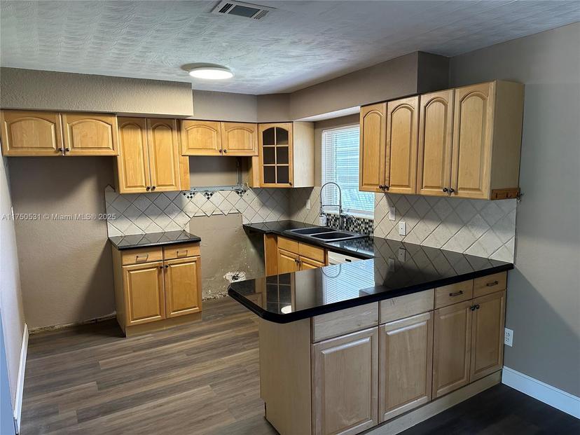 Picture of 3050 NE 8Th Ave, Pompano Beach FL 33064