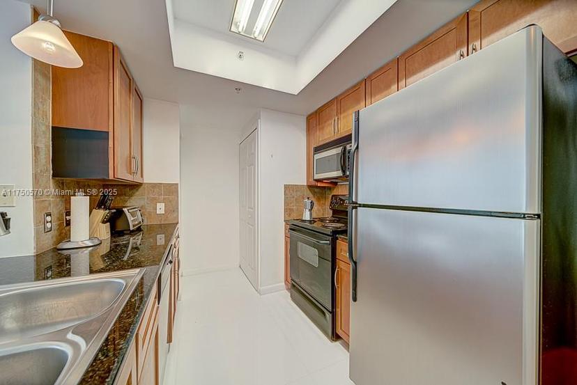 Picture of 2000 N Bayshore Dr # 526, Miami FL 33137